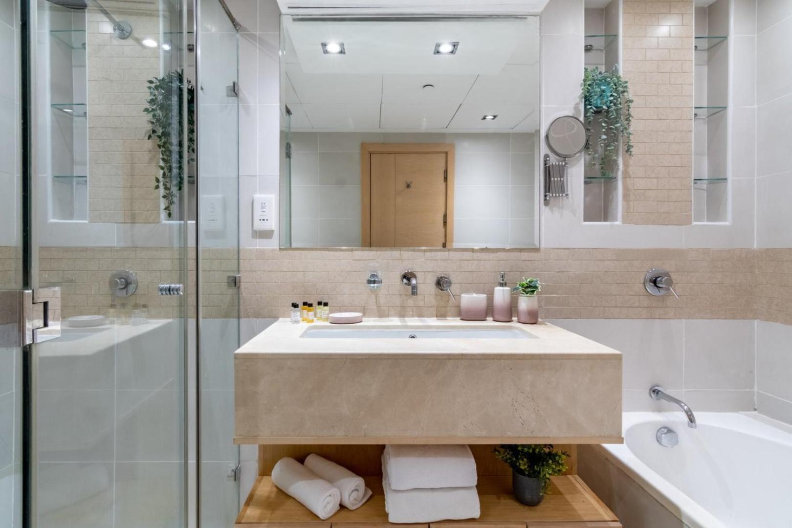 شقة Guestready - Marina View | Fairfield Tower دبي المظهر الخارجي الصورة